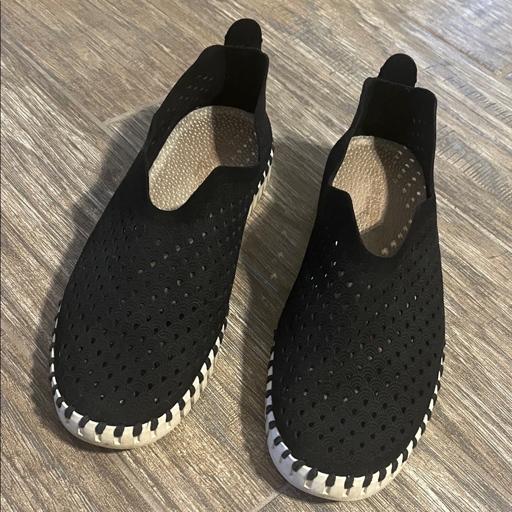Ilse Jacobsen HORNBAEK Women's Tulip Flat Black Slip-On | Low-Top Flexible Sz9.5
